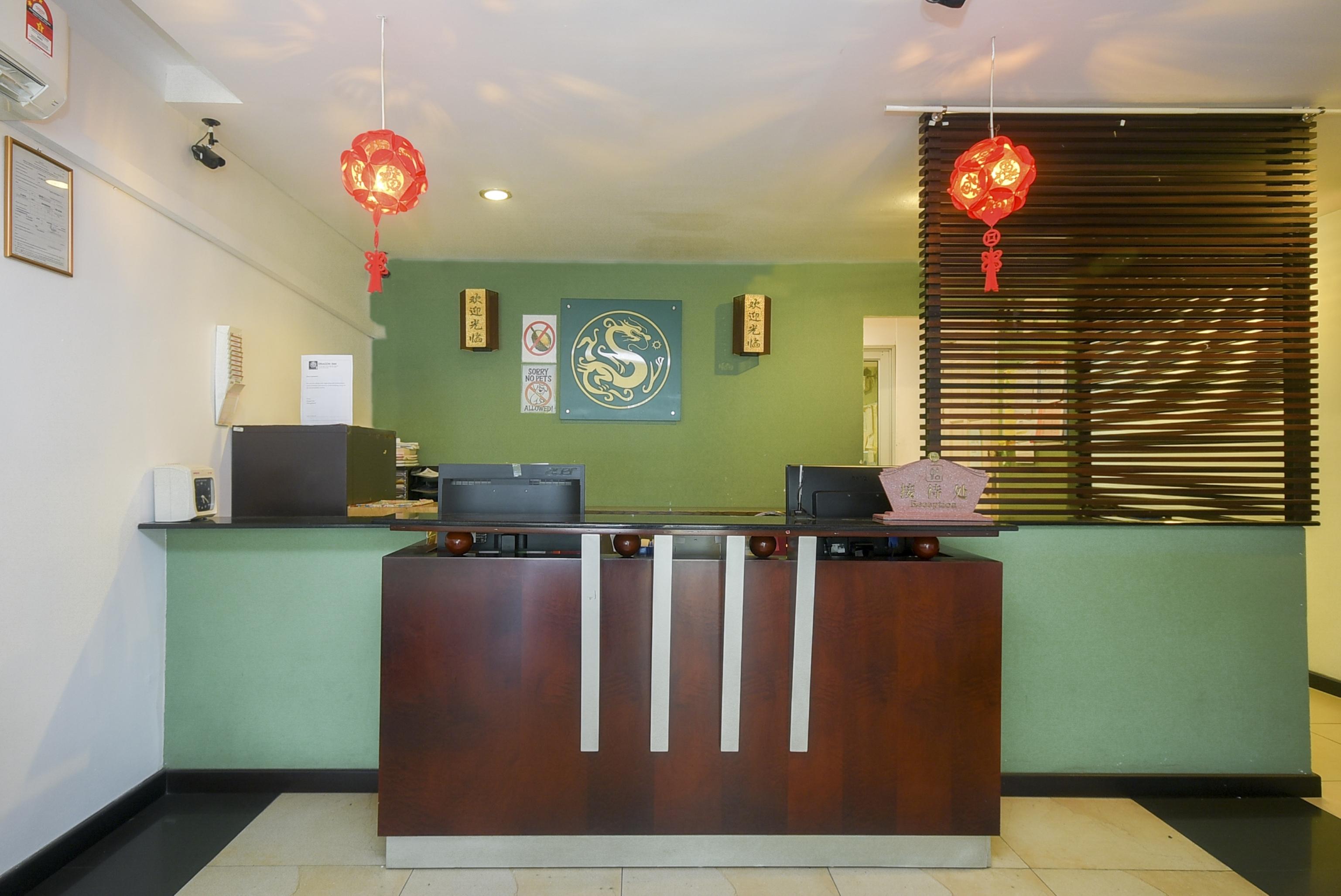 Super Oyo 976 Dragon Inn Miri Extérieur photo