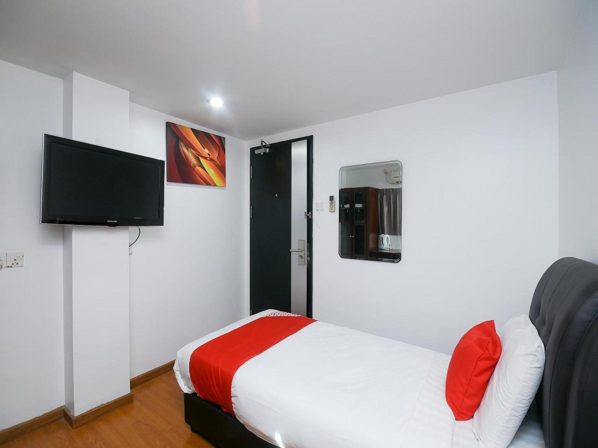 Super Oyo 976 Dragon Inn Miri Extérieur photo