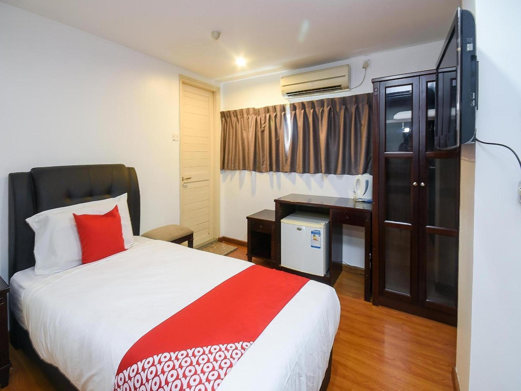 Super Oyo 976 Dragon Inn Miri Extérieur photo