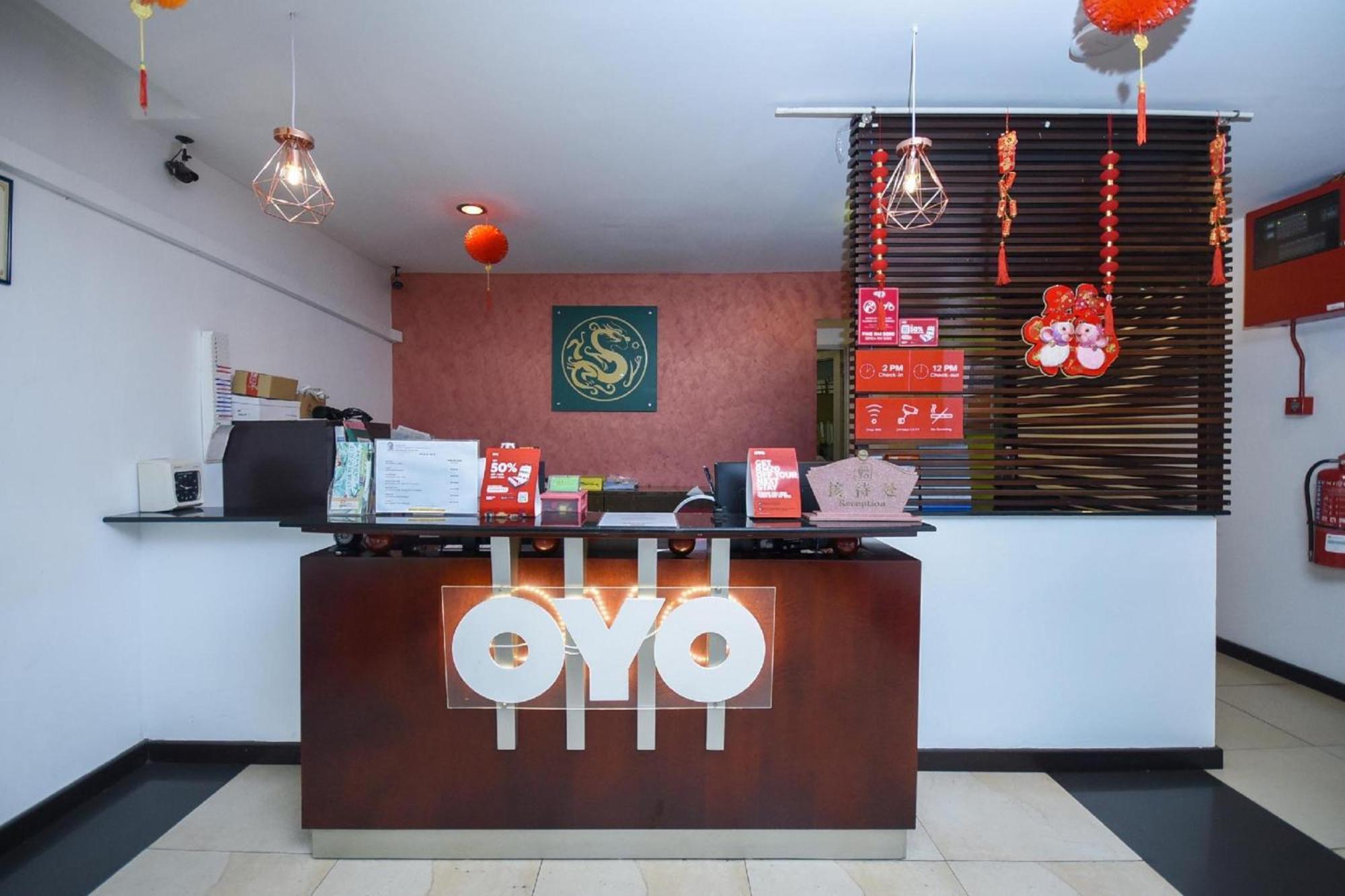 Super Oyo 976 Dragon Inn Miri Extérieur photo