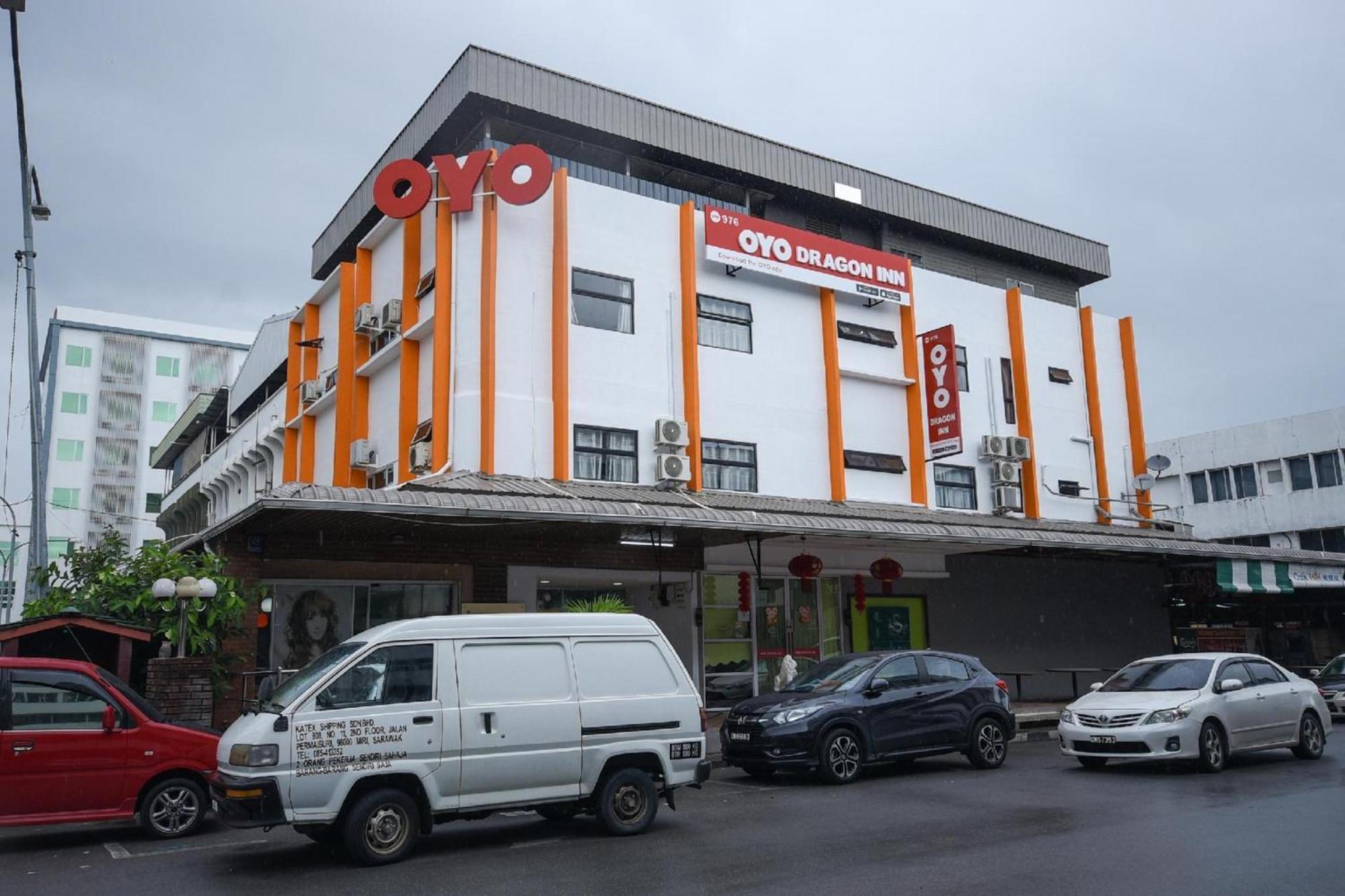 Super Oyo 976 Dragon Inn Miri Extérieur photo